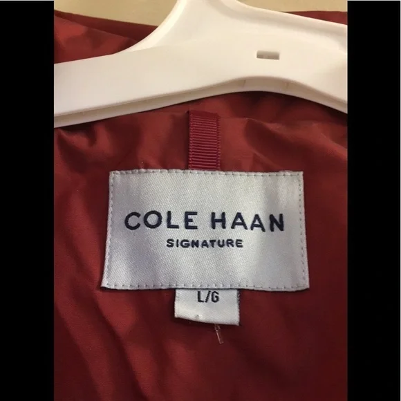 COLE HAAN SIGNATURE Back Bow Hooded Raincoat - Picture 9 of 16
